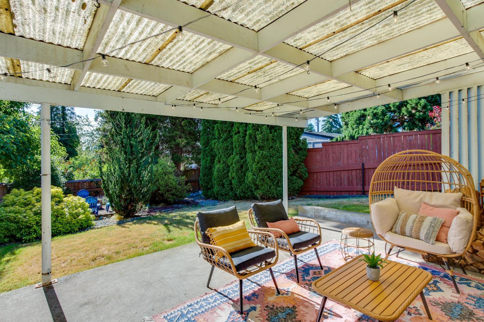Updated Tacoma Home With Fire Pit! ภายนอก รูปภาพ